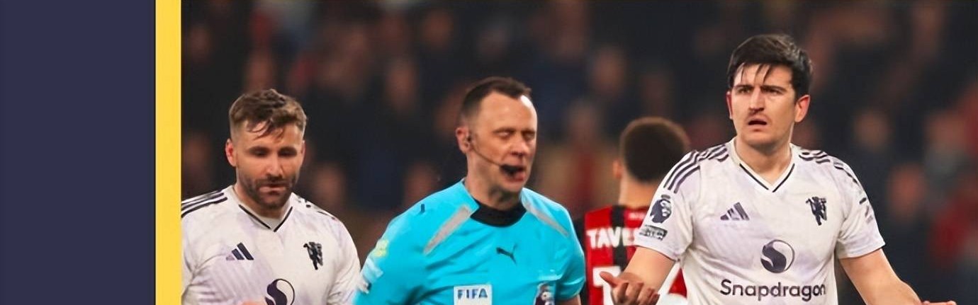 英超裁判“带任务”执法？同一对裁判抢走曼联4分，红魔正式投诉