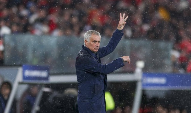 穆里尼奥全力迎战！姆巴佩有望复出，魔鬼般的光明球场等待皇马考验