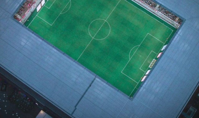 惊天反转！18岁天才拒绝800万回购，意甲三巨头抢人战背后谁在操控？