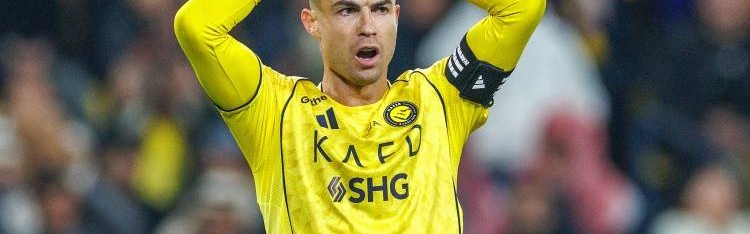 媒体：C罗准备跑路！他想要降薪回归曼联！