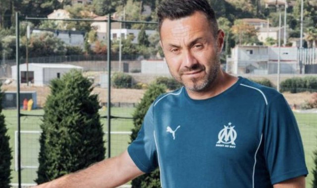 官宣！法甲名帅德泽尔比下课，曼联、曼城和热刺均成潜在下家