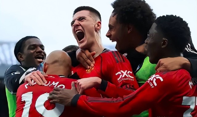 欧冠16强首回合崩盘！英超6队无一胜绩，曼联有望坐收渔翁之利