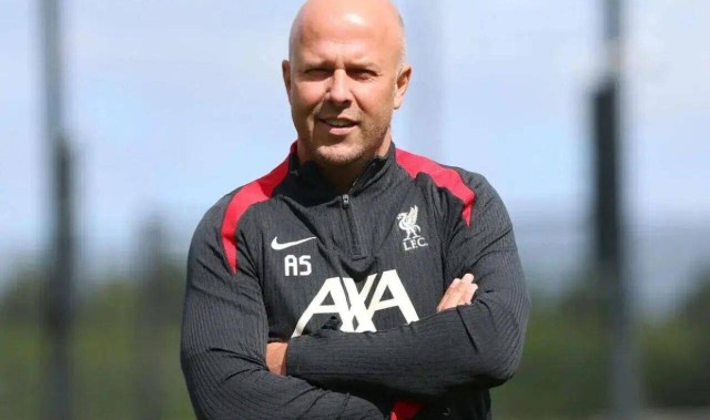 脸都不要了！利物浦6.5亿欧豪阵摆大巴，斯洛特下课进入倒计时？