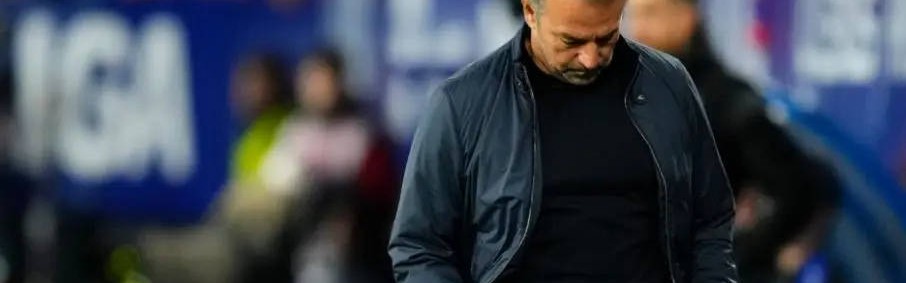 巴萨主帅与球员矛盾激化：比赛态度遭批评 战术方案引争议