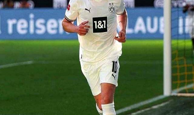 德甲黑店少见亏本，29岁中场0转会费，三强疯抢