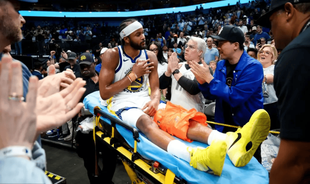 早日康复！勇士官方：穆迪成功接受左膝髌腱修复手术