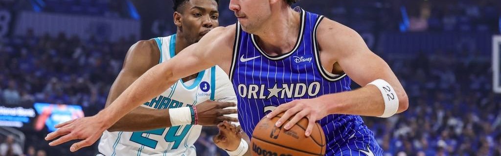 班凯罗25+5+6鲍尔23分 魔术大胜黄蜂晋级季后赛