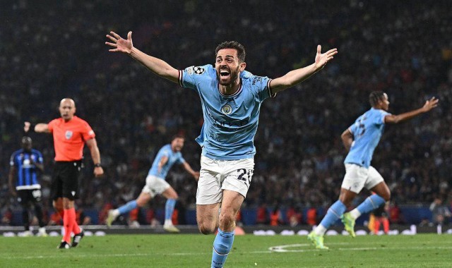 曼城队长B席九年辉煌生涯落幕，意甲豪门AC米兰成最大热门加盟地